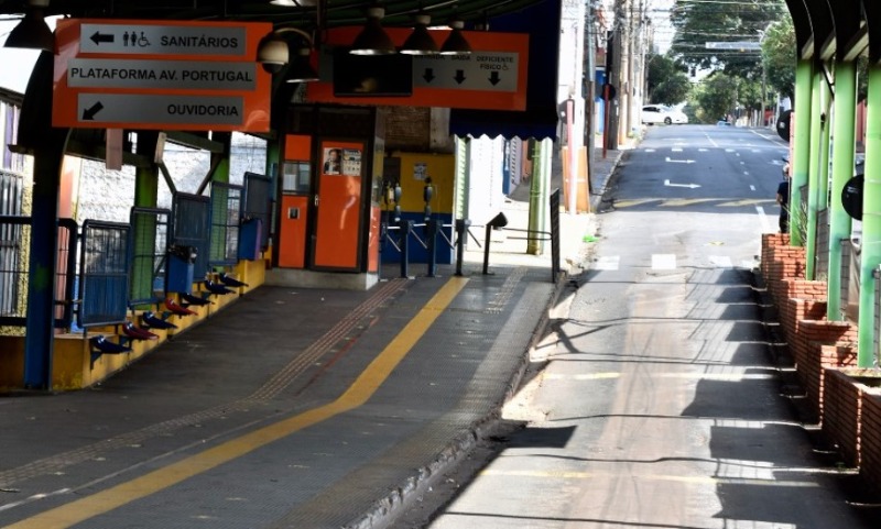 Realidade no transporte de Araraquara: sem ônibus, sem aglomeração