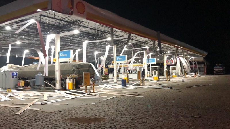 Vídeo mostra exato momento de explosão em posto de gasolina