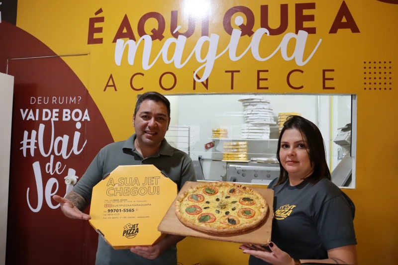 Casal se arrisca em meio a crise e pizzaria vira case de sucesso