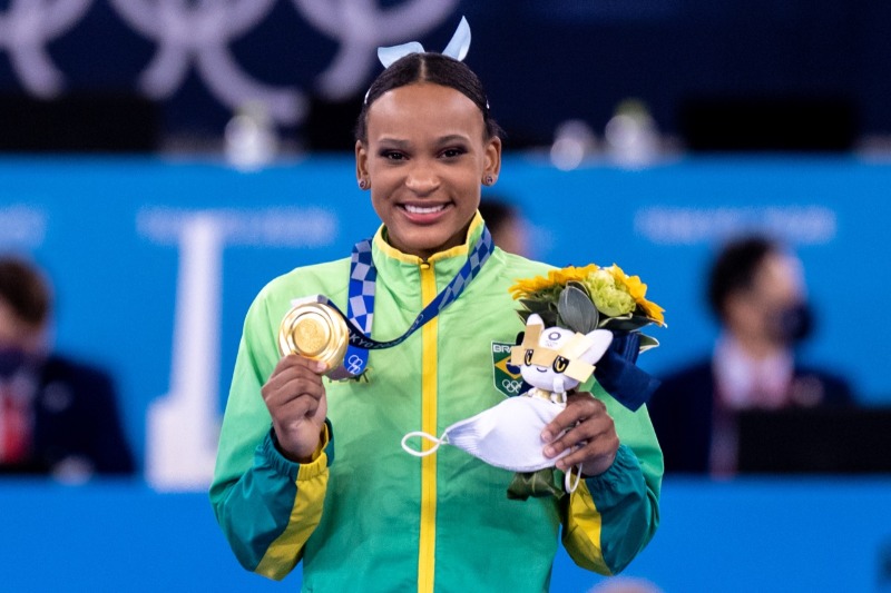 Rebeca Andrade conquista ouro inédito para o Brasil no salto
