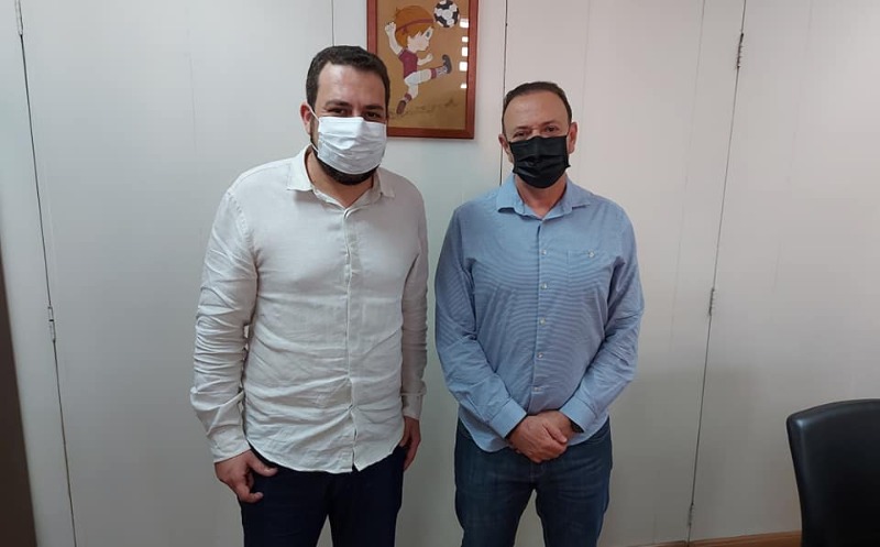 Após Haddad, Edinho recepciona Guilherme Boulos em Araraquara