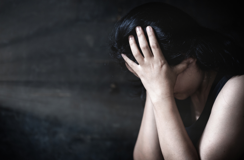 Levou para casa e forçou o sexo, diz vítima