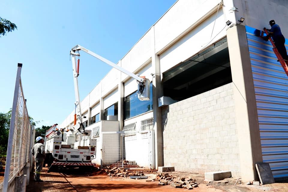 Obras do hospital de combate ao coronavírus está em fase final