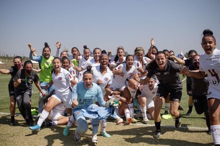 Guerreirinhas  Grenás estão na semifinal do Brasileirão Feminino sub-18