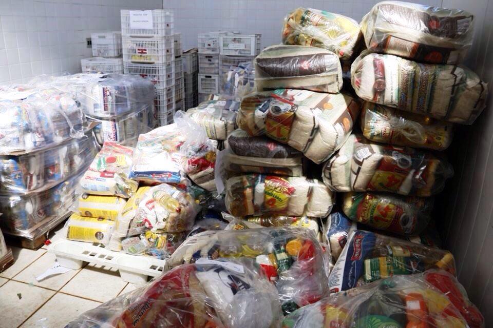 Mais de 3 mil cestas são entregues para famílias vulneráveis