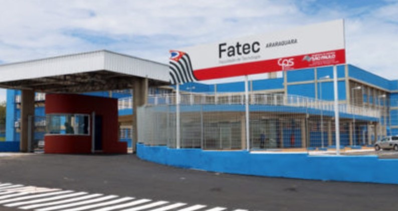 Estado vai auxiliar professores de Etecs e Fatecs com R$ 2 mil para compra de notebooks