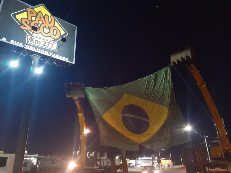 Caminhoneiros ameaçam fechar rodovia de Araraquara em ato pró-Bolsonaro
