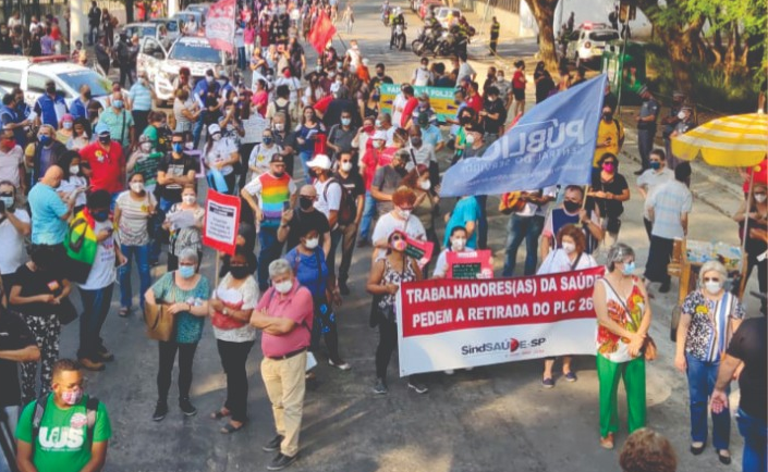Servidores da rede estadual de ensino podem entrar em greve