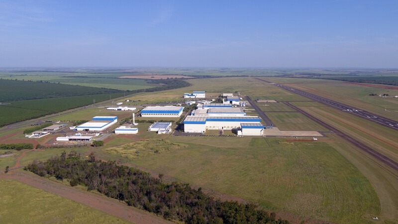 Embraer comemora 20 anos do início das operações em Gavião Peixoto
