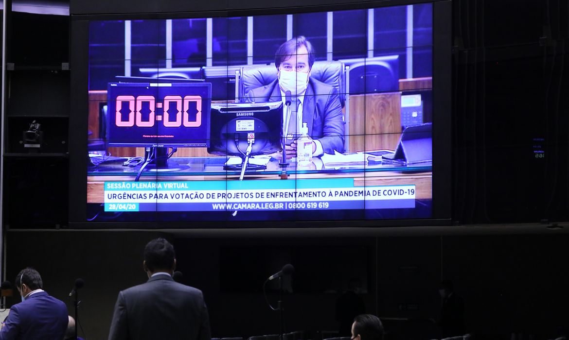 STF autoriza oitivas em inquérito sobre suposta interferência na PF