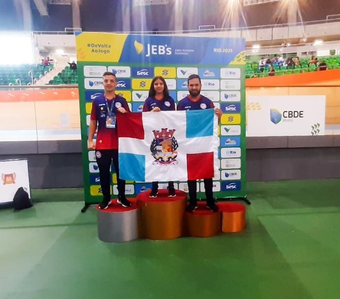 Karatê de Trabiju faz história ao participar e trazer medalha de competição nacional no Rio