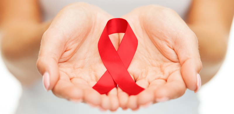 Dezembro Vermelho: campanha nacional alerta sobre prevenção ao HIV/Aids e outras Infecções Sexualmente Transmissíveis
