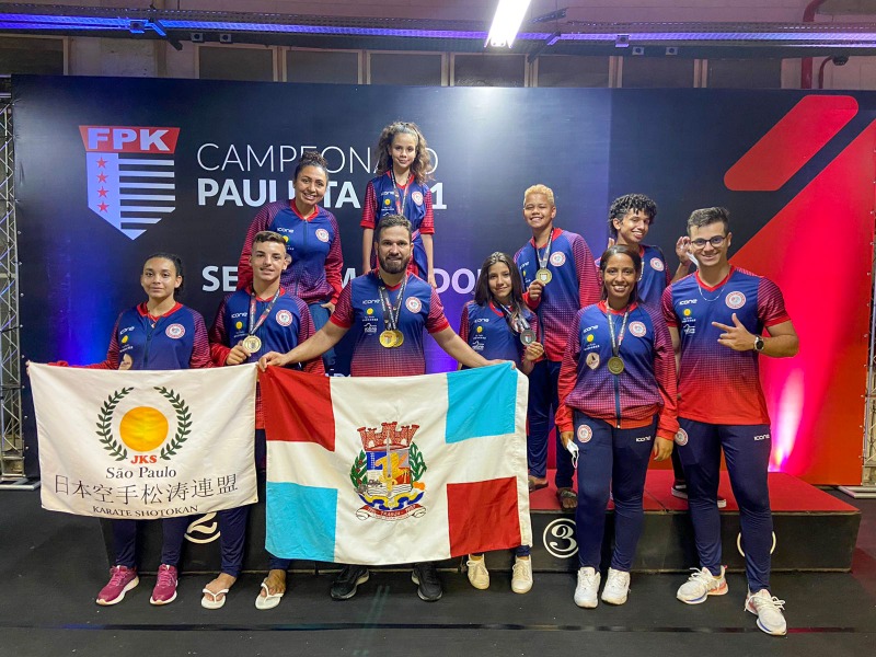 Atletas de Trabiju fecham o ano com medalhas no Paulista de karatê