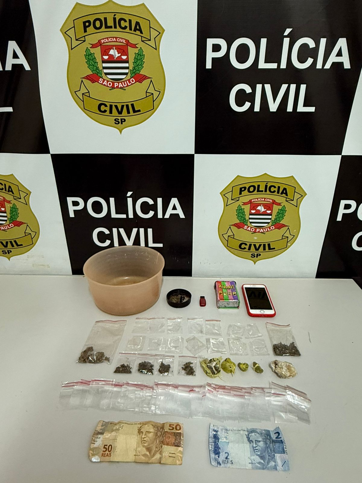 Foto: Divulgação/Polícia Civil/Apreensões de Drogas Na Casa do Jovem