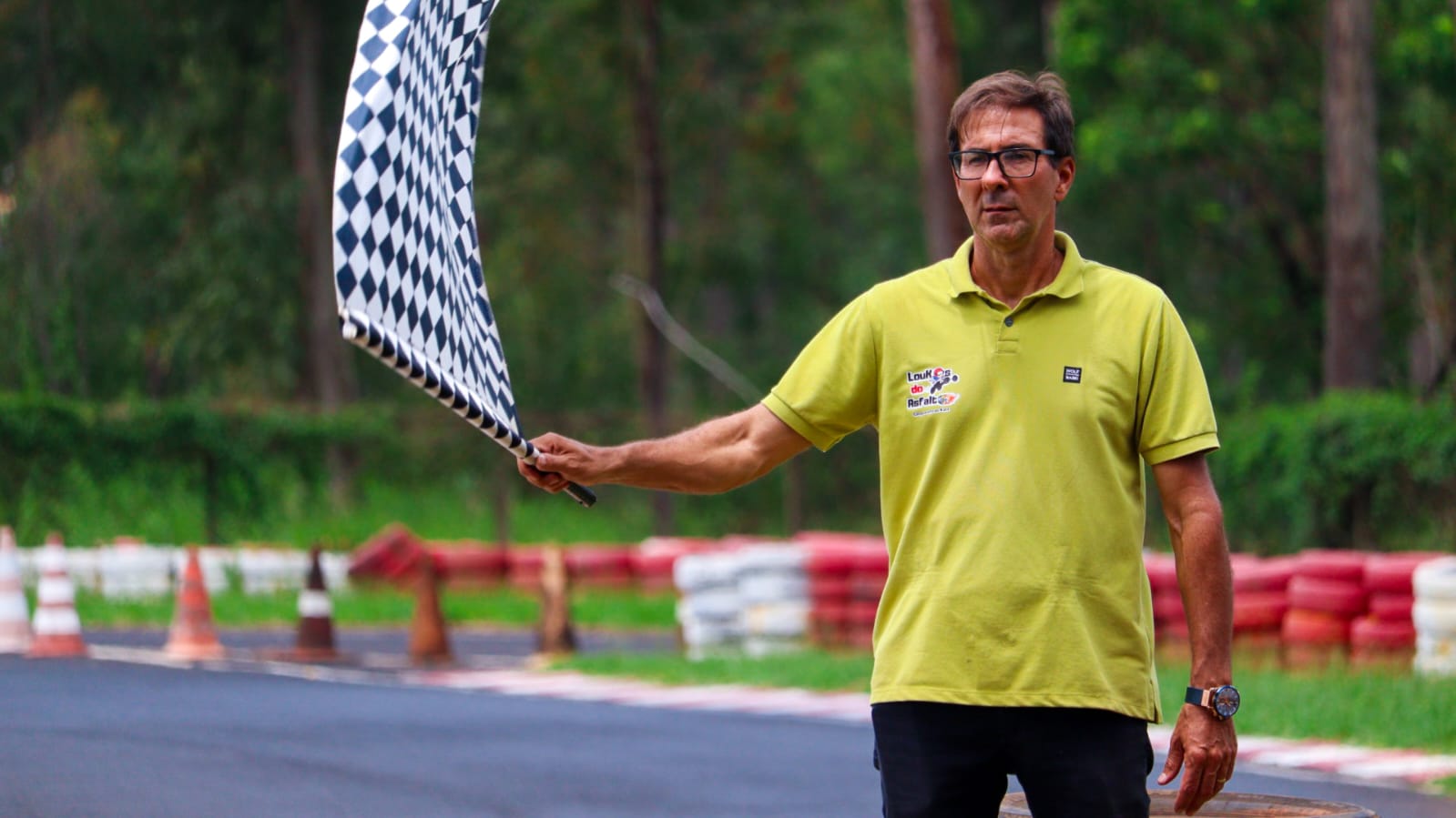 Marcos Valério Lemes é diretor esporitvo e organiza as corridas no kartódromo em Araraquara