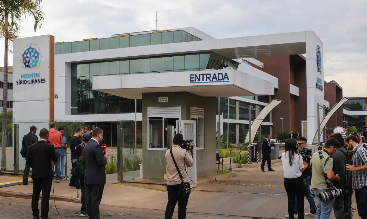 Lula se recupera após cirurgia de hematoma no Hospital Sírio-Libanês. Foto: Agência Brasil