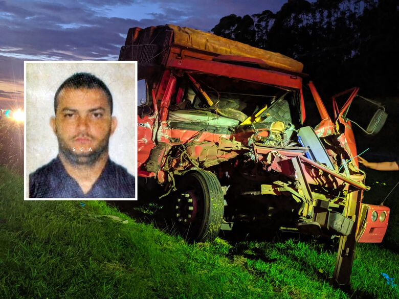 Flávio José Tesse, passageiro do Mercedes-Benz vermelho acabou morrendo no local