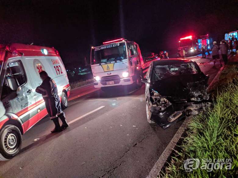 Foto 2 de 5 — Acidente mata homem e deixa casal ferido em rodovia da região