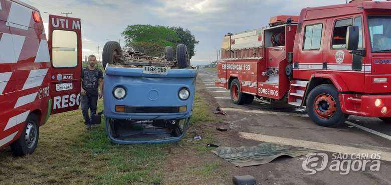 Foto 21 de 22 — Batida entre caminhão e perua deixa 10 feridos na Washigton Luís