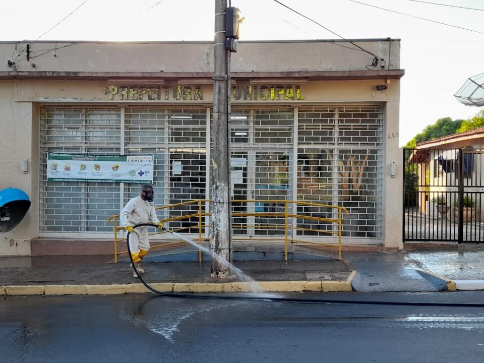 Foto 18 de 20 — Prefeitura de Boa Esperança do Sul faz higienização pela cidade