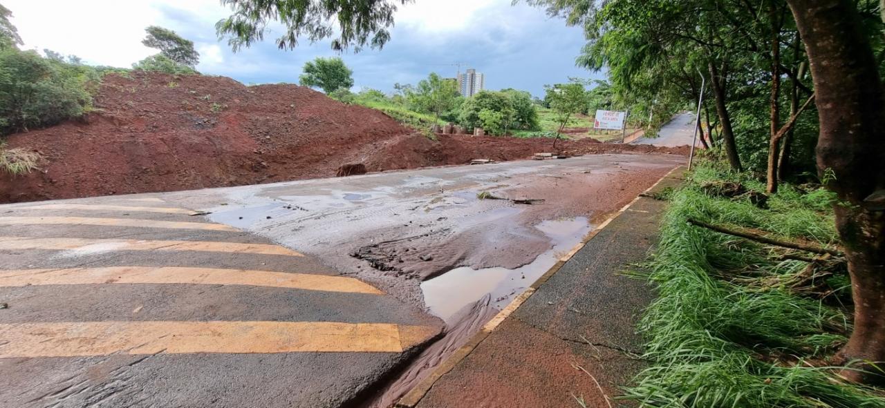 Foto 7 de 12 — Ponte da Rua 2 foi destruída pela chuva e terá que ser reconstruída; veja fotos de como ficou
