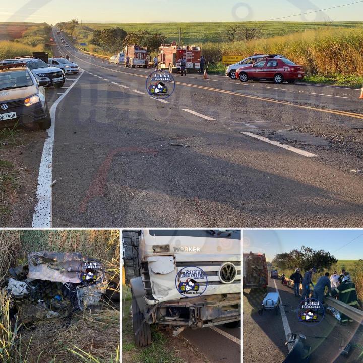Foto 2 de 2 — Duas mulheres de Araraquara morrem em grave acidente de carro