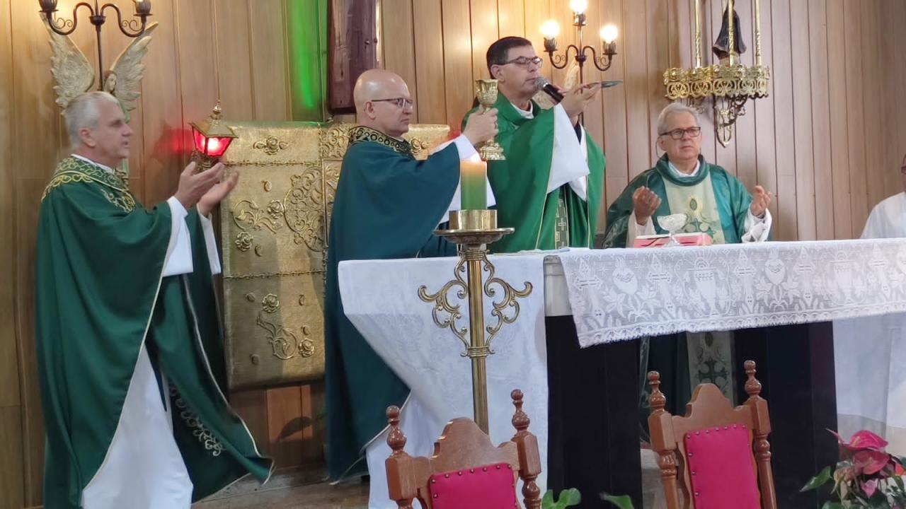 Foto 4 de 16 — Nova Europa recebe Visita Missionária Pastoral; veja as fotos