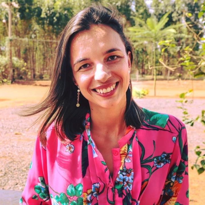 Foto 2 de 4 — Morre a jornalista Fernanda Manécolo, aos 37 anos