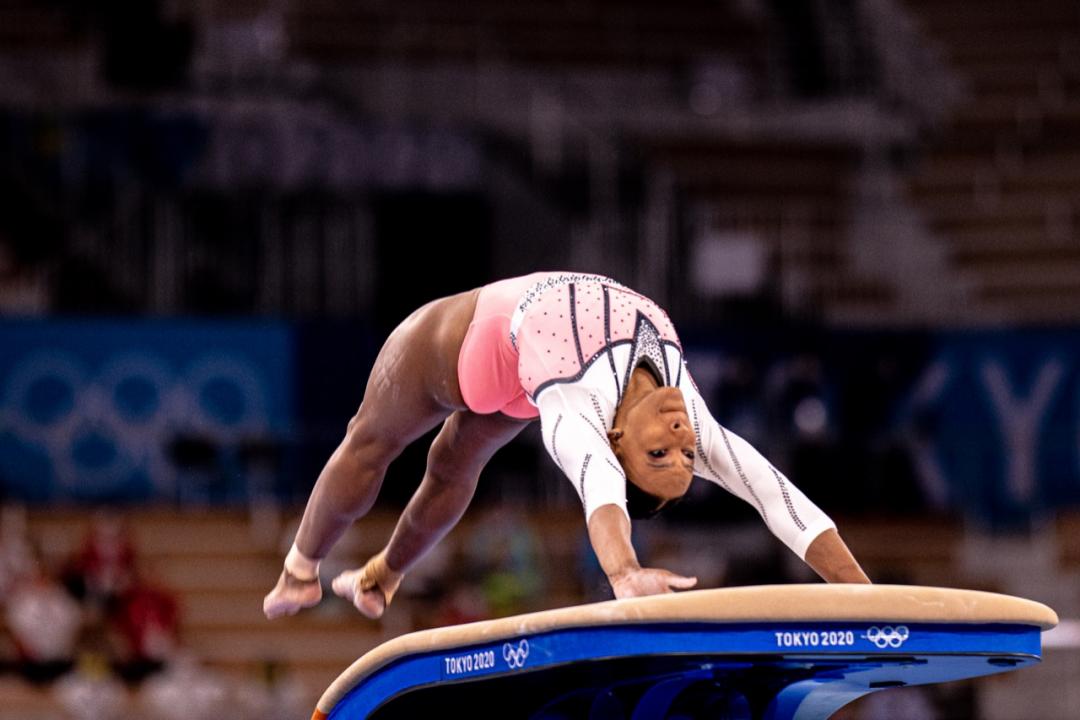Foto 4 de 7 — Rebeca Andrade conquista ouro inédito para o Brasil no salto