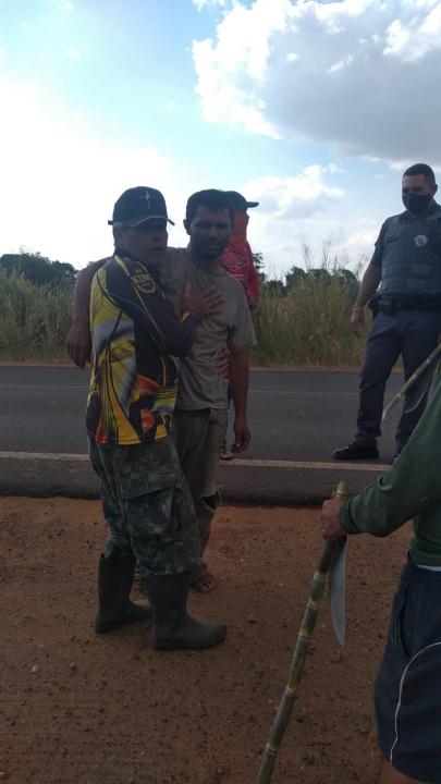 Foto 2 de 3 — Araraquarense é encontrado em canavial depois de dias desaparecido