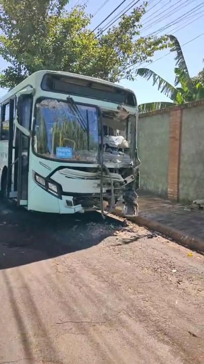 Foto 3 de 5 — Ônibus da Paraty atropela e mata 2 pessoas em Araraquara