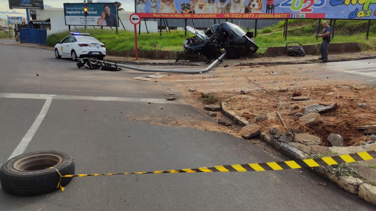 Foto 3 de 6 — Carro destruído na Expressa foi furtado e proprietária não tinha seguro