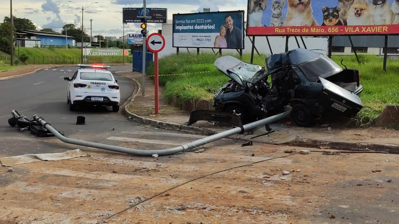 Foto 2 de 6 — Carro destruído na Expressa foi furtado e proprietária não tinha seguro