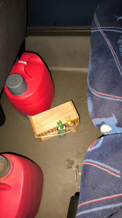 Foto 5 de 8 — Rincão: Polícia Ambiental apreende 17 aves nativas transportadas dentro de malas em ônibus de viagem