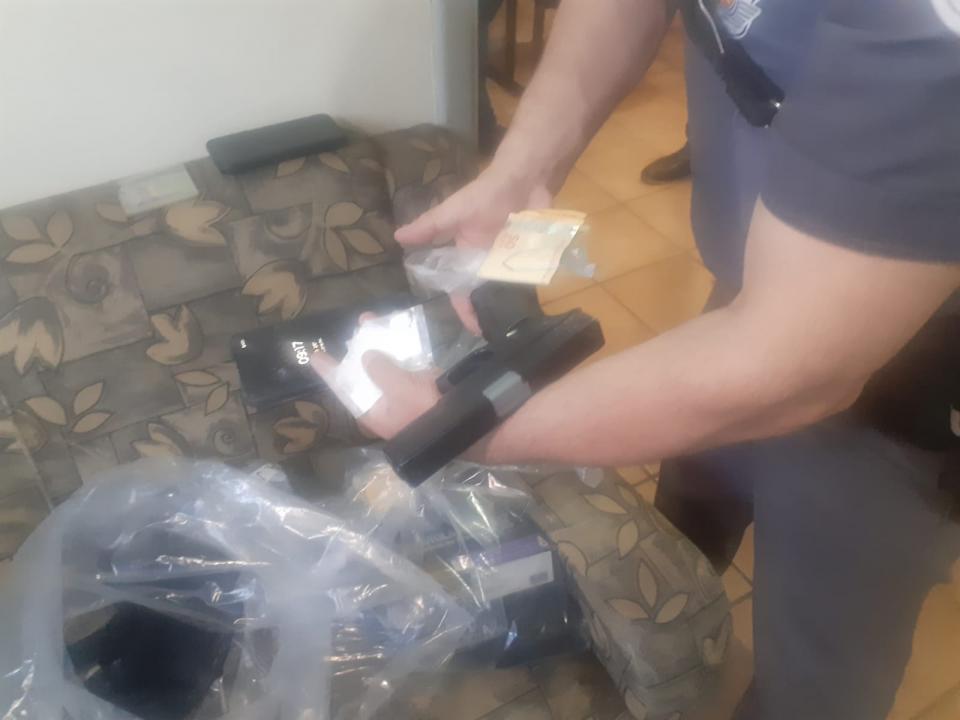 Foto 3 de 3 — Operação Carnaval prende vários suspeitos e apreende drogas em Matão