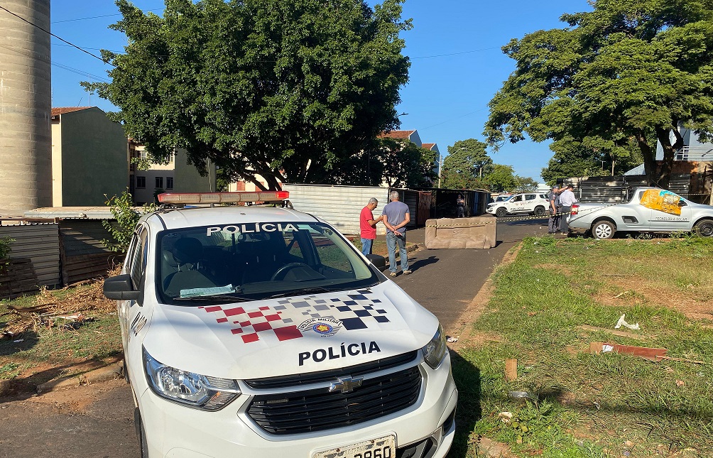 Foto 3 de 7 — Homem é encontrado morto com marcas de violência em Araraquara