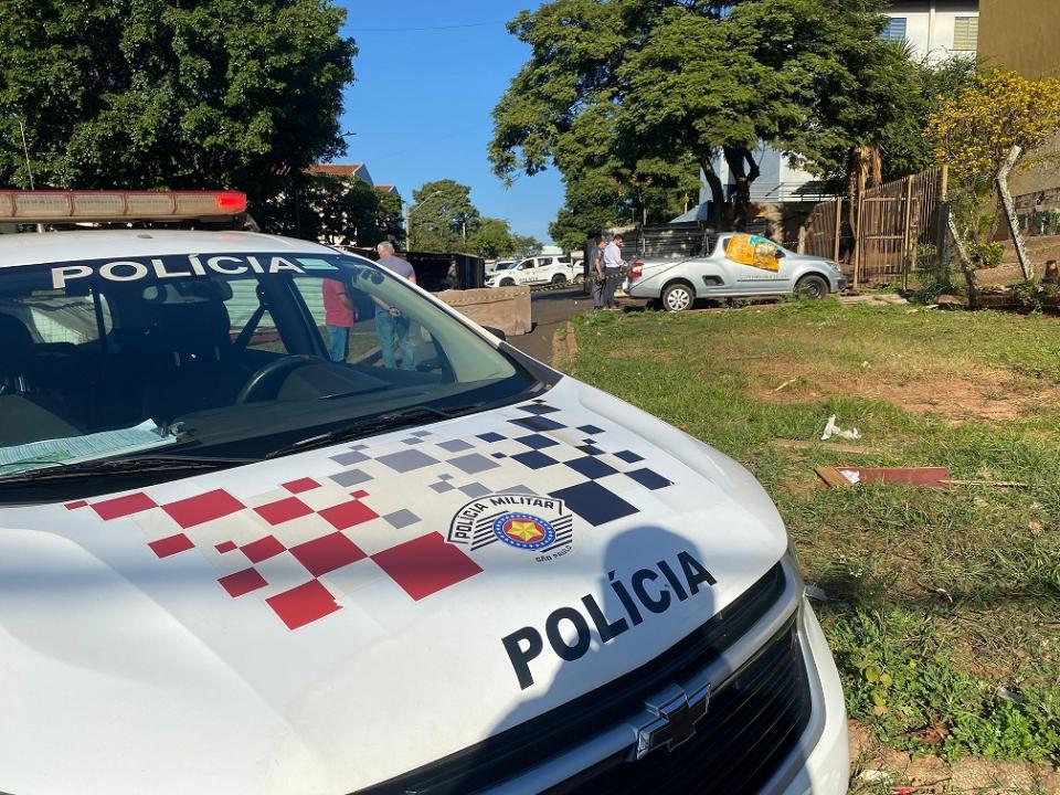 Foto 4 de 7 — Homem é encontrado morto com marcas de violência em Araraquara