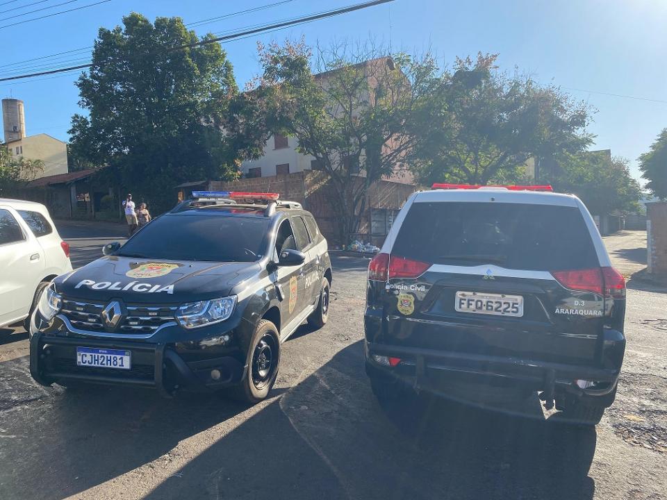 Foto 2 de 7 — Homem é encontrado morto com marcas de violência em Araraquara