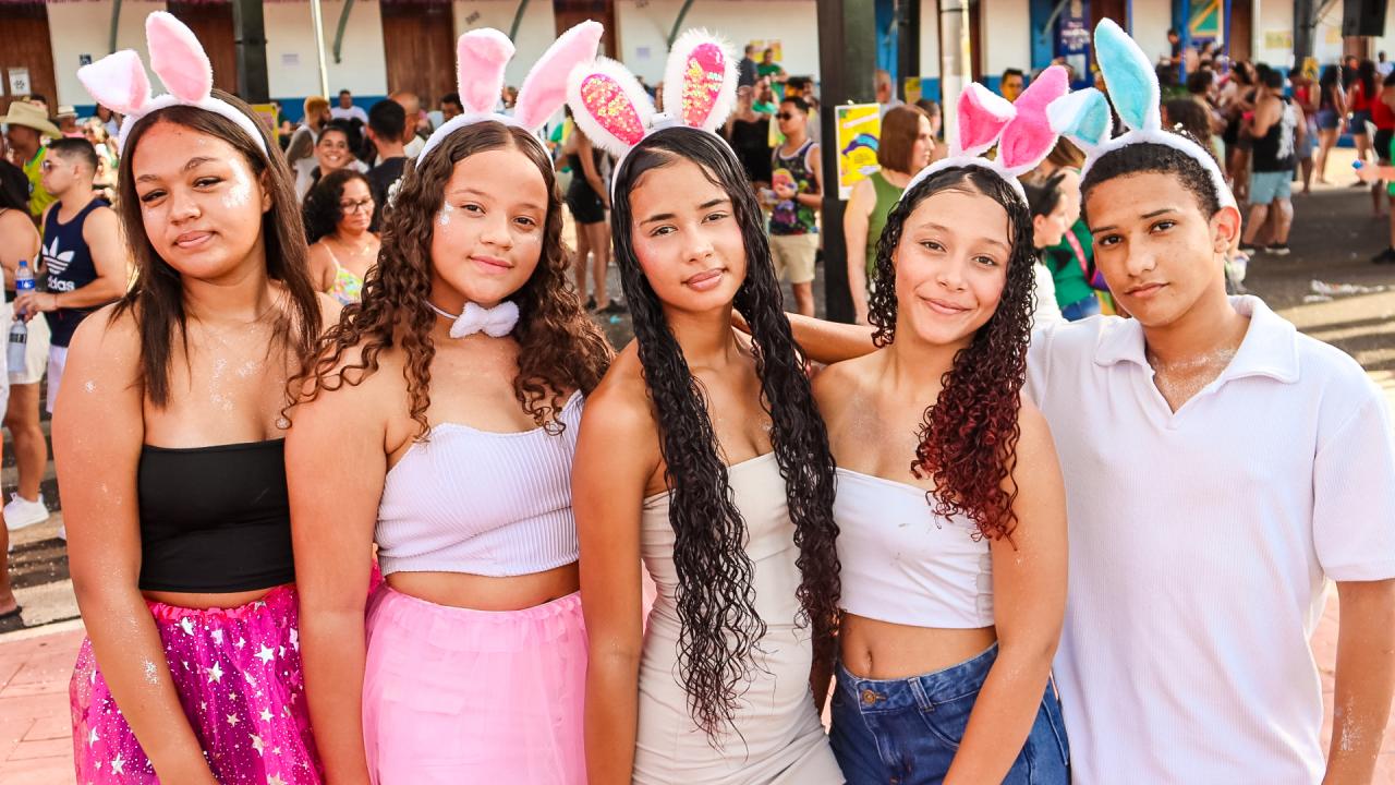 Foto 32 de 60 — Matinê Infantil e Banda Obahia agitam domingo de Carnaval em Trabiju; veja fotos