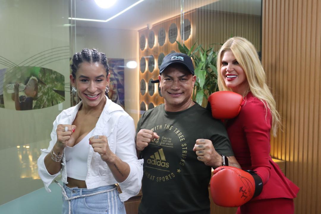 Foto 2 de 5 — Popó visita sede do Instituto Global e detalha trabalho social com crianças