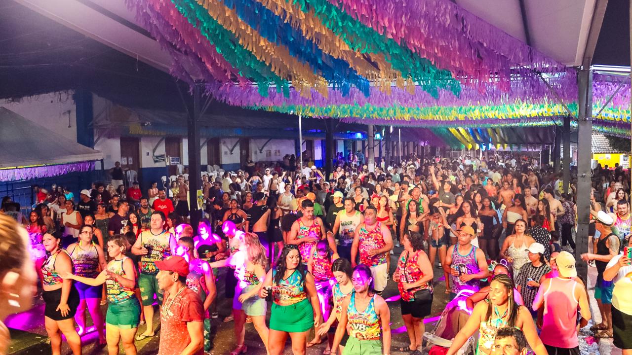Foto 17 de 60 — Matinê Infantil e Banda Obahia agitam domingo de Carnaval em Trabiju; veja fotos