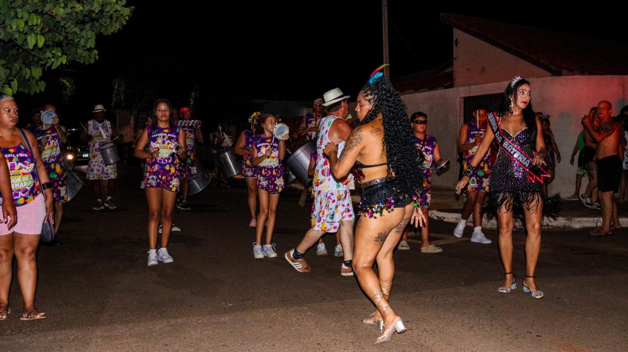 Foto 14 de 156 — Unidos do Centenário e Homem de Lata fazem festa em Trabiju; veja fotos