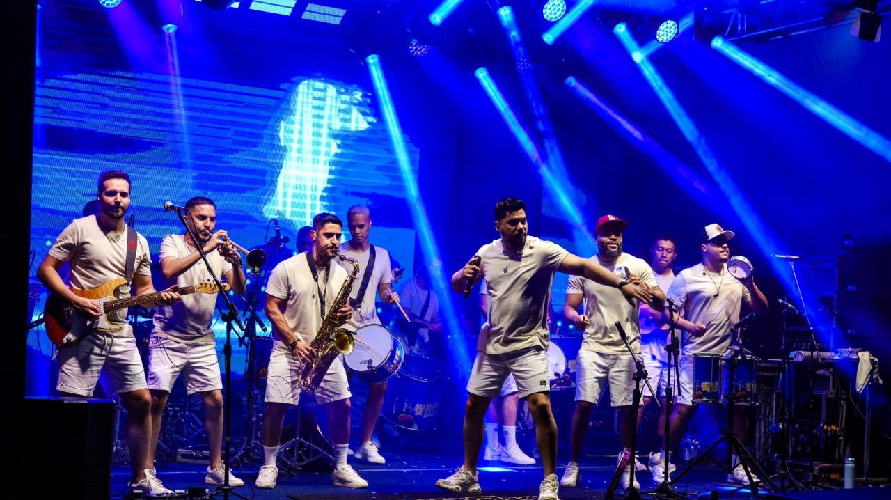 Foto 71 de 156 — Unidos do Centenário e Homem de Lata fazem festa em Trabiju; veja fotos