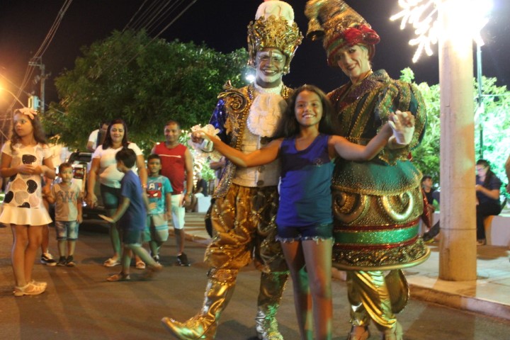 Foto 39 de 49 — ​Primeira noite do Esperança Luz encanta multidão em Boa Esperança