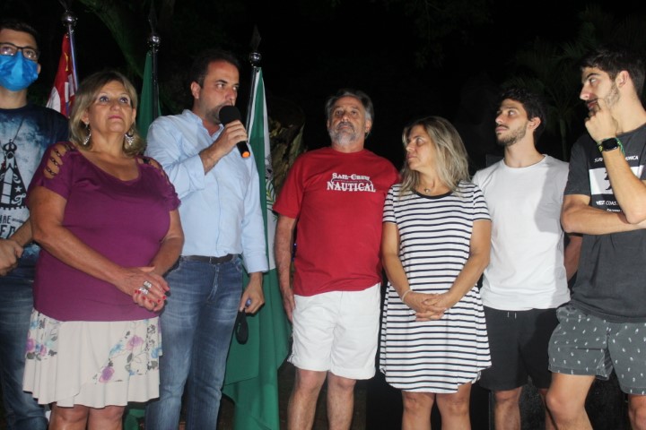 Foto 27 de 49 — ​Primeira noite do Esperança Luz encanta multidão em Boa Esperança