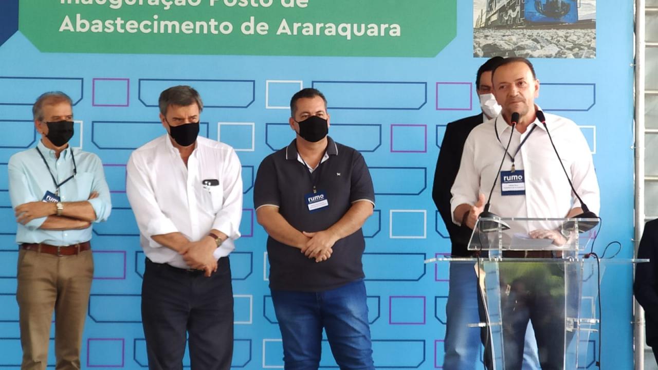 Foto 3 de 5 — Com investimento de R$140 mi, Rumo inaugura novo posto de abastecimento de locomotivas
