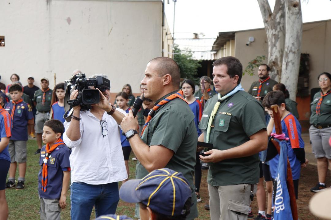 Foto 4 de 6 — Escoteira de 12 anos salva o avô e recebe medalha de heroísmo em Araraquara