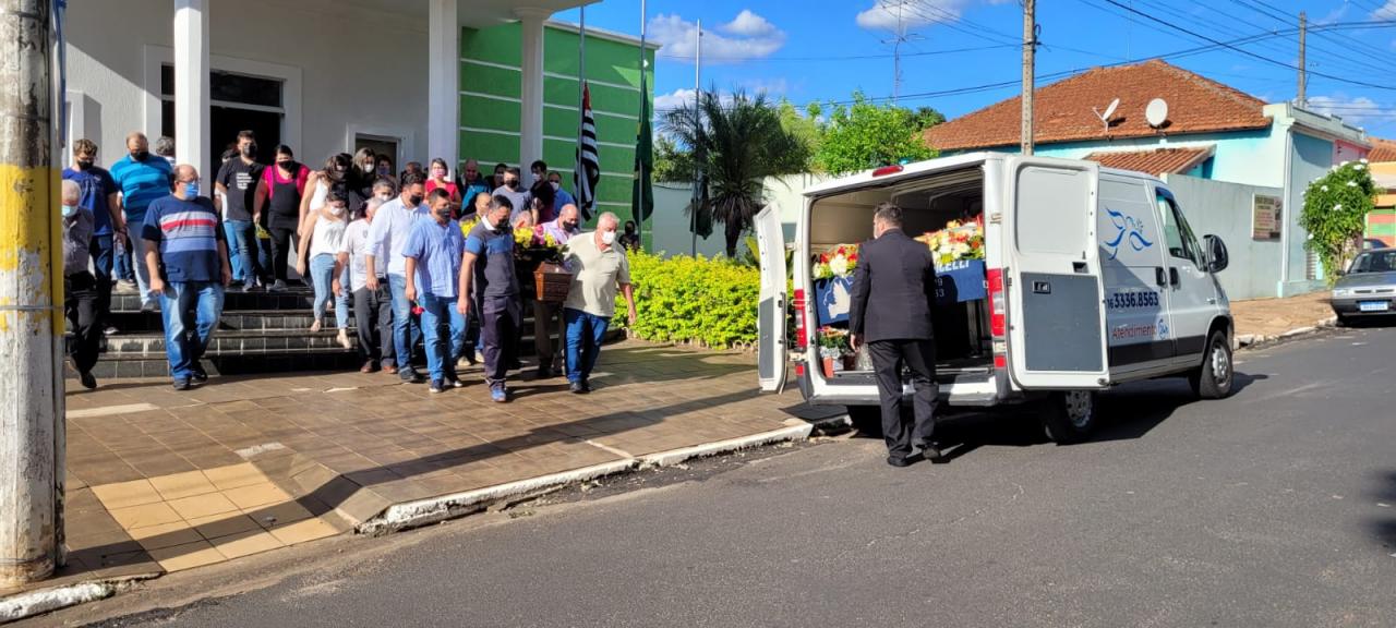 Foto 6 de 16 — ​Parte Zé Neto, fica o legado; o adeus ao eterno professor
