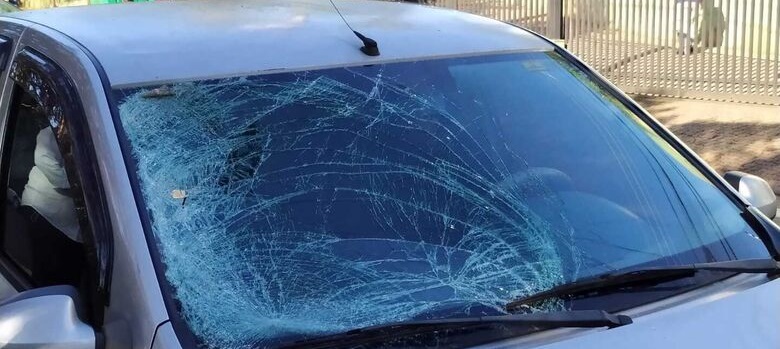 Foto 2 de 3 — Homem morre atropelado em avenida da região
