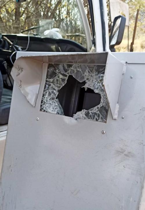 Foto 3 de 4 — Homem quebra radar a pauladas em Araraquara e é identificado pela prefeitura